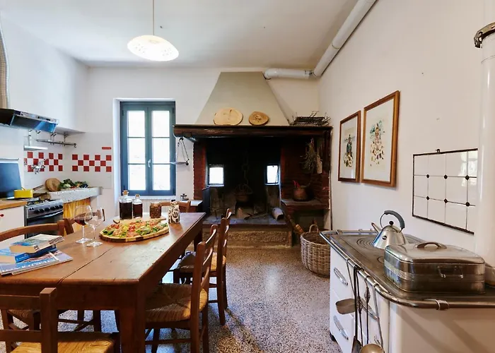 Casa Lume בית חווה טוסקולנו מדרנו
